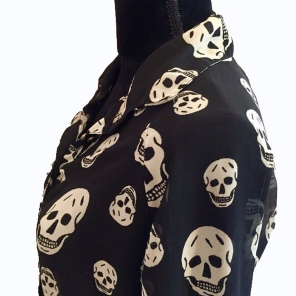MARISOL | Skull Sheer Blouse (Size L) - Picture 4 of 9